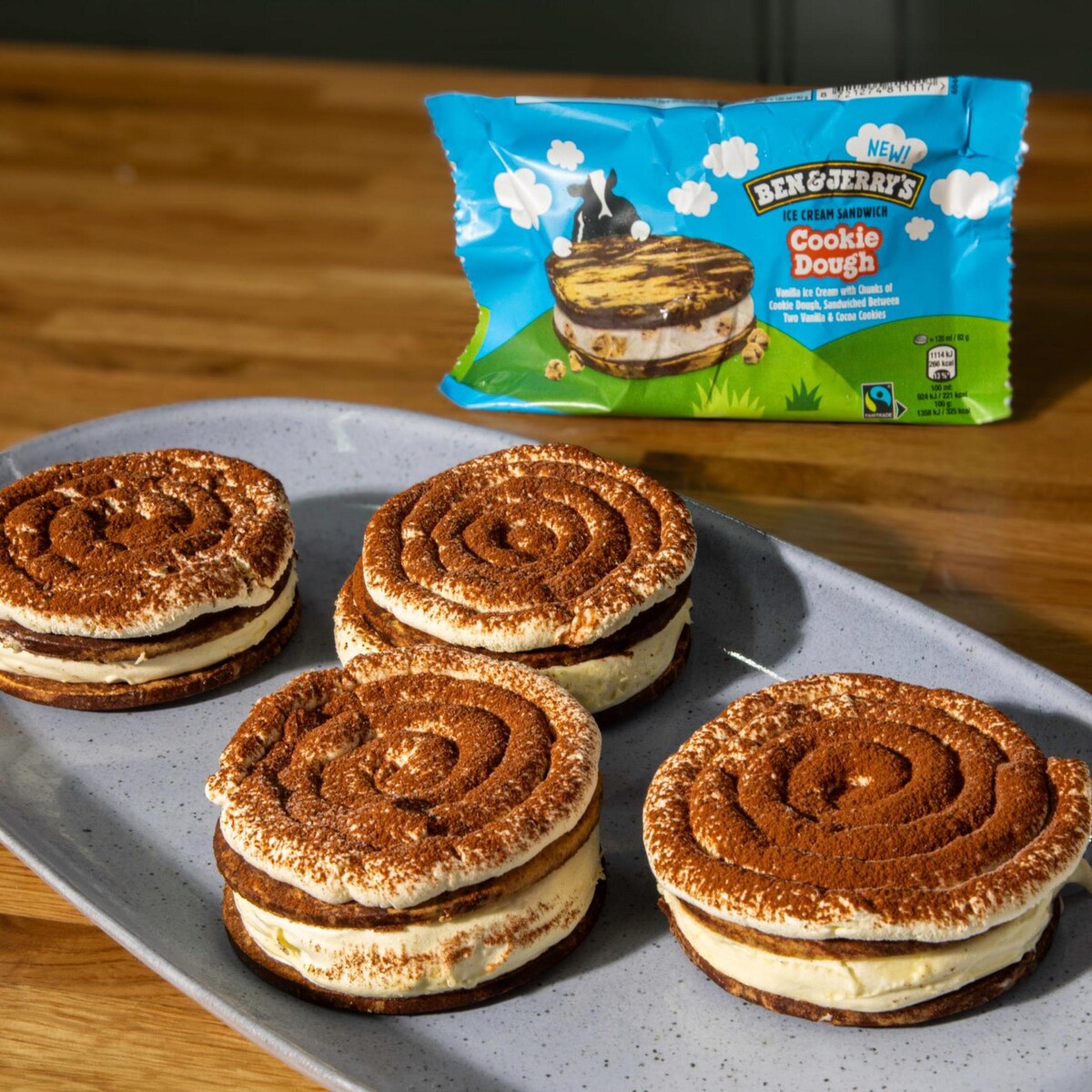 Ein No‑Bake‑Tiramisu‑Twist mit Ice‑Cream‑Sandwich‑Shortcut.